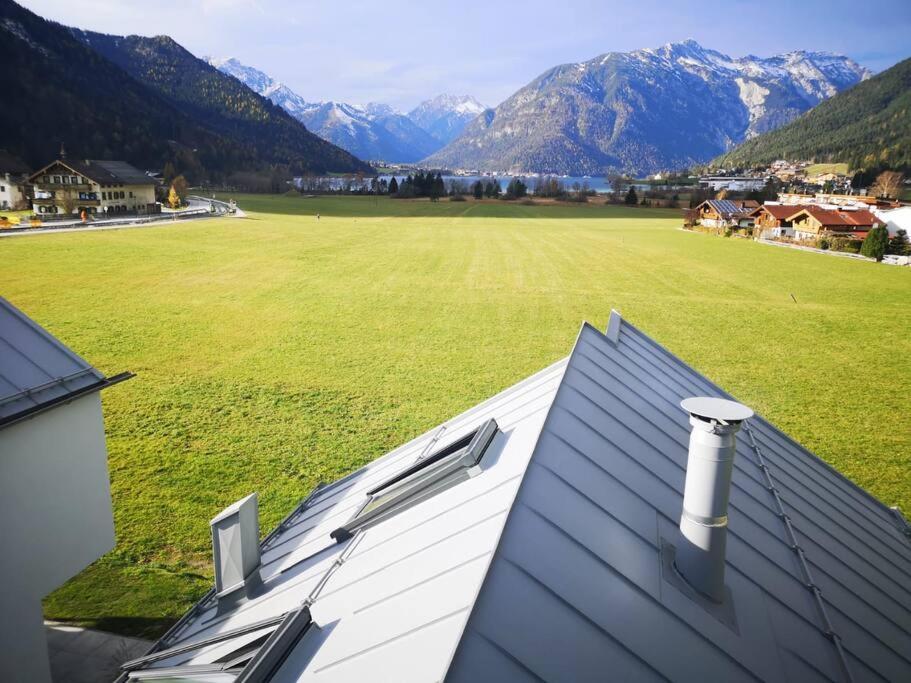 Urban Mountain Chalet With Lake View Maurach  Exteriér fotografie