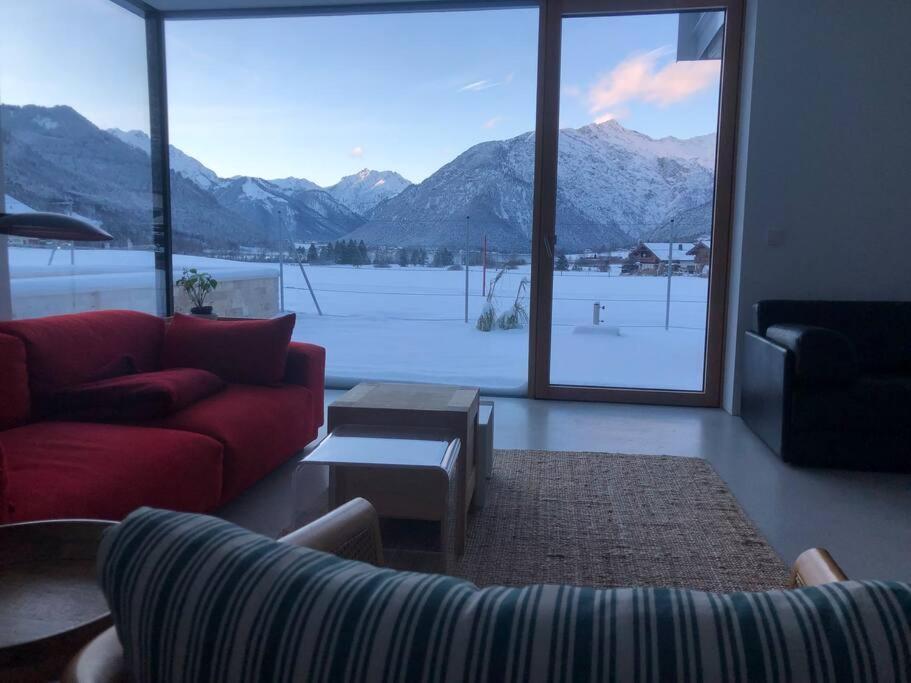 Urban Mountain Chalet With Lake View Maurach  Exteriér fotografie