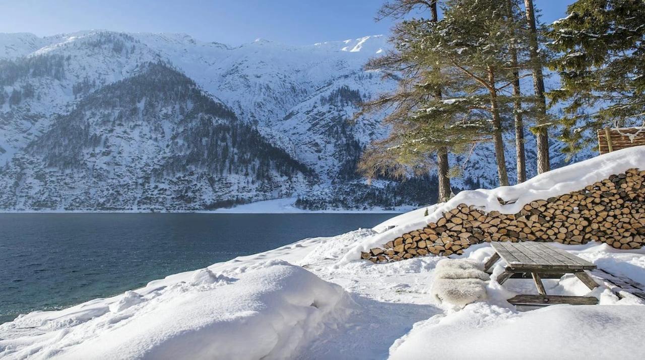 Urban Mountain Chalet With Lake View Maurach  Exteriér fotografie