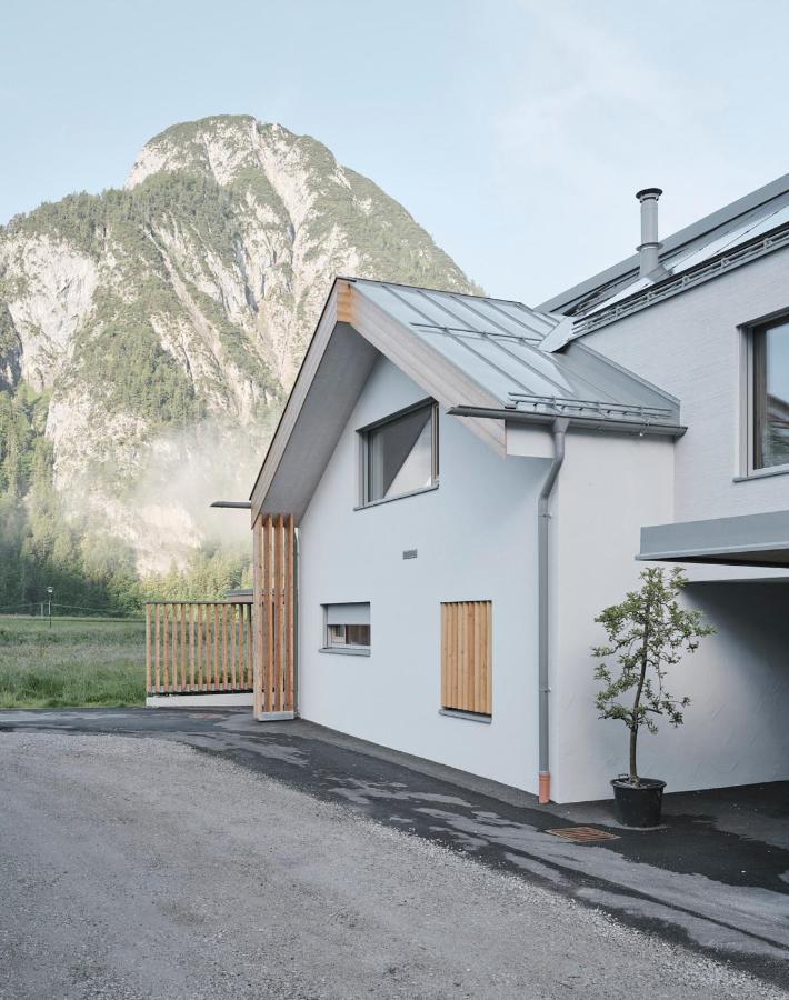 Urban Mountain Chalet With Lake View Maurach  Exteriér fotografie