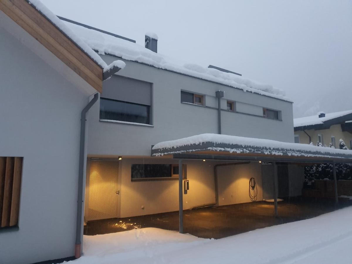 Urban Mountain Chalet With Lake View Maurach  Exteriér fotografie