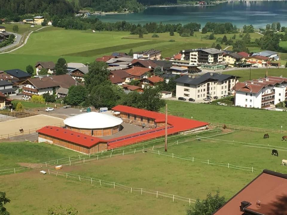 Urban Mountain Chalet With Lake View Maurach  Exteriér fotografie