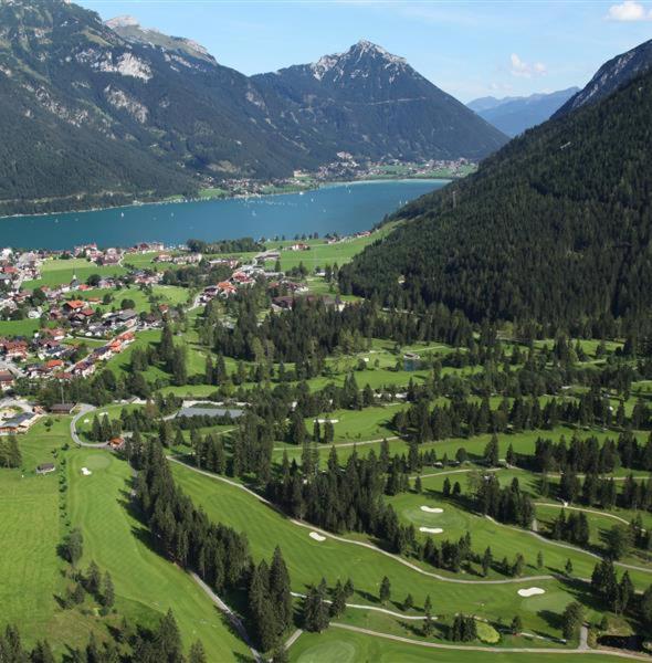 Urban Mountain Chalet With Lake View Maurach  Exteriér fotografie
